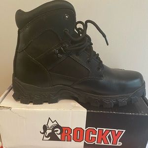 Men’s or Women’s Rocky Waterproof New Boots